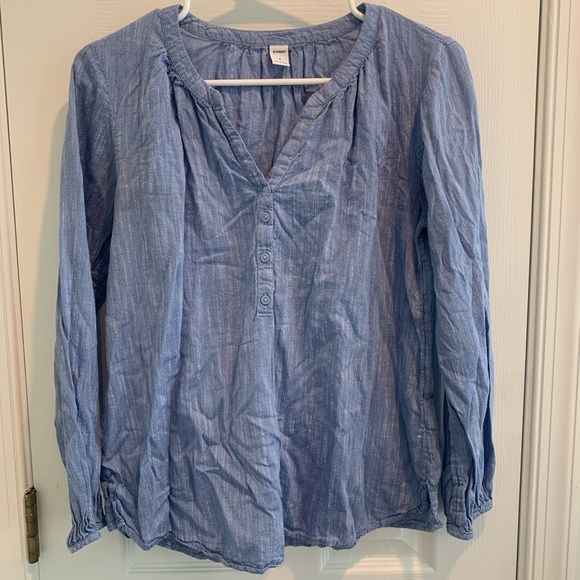 Old Navy button down top - Picture 2 of 4